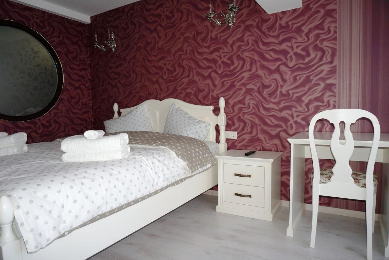 Romantic Boutique Focşani المظهر الخارجي الصورة