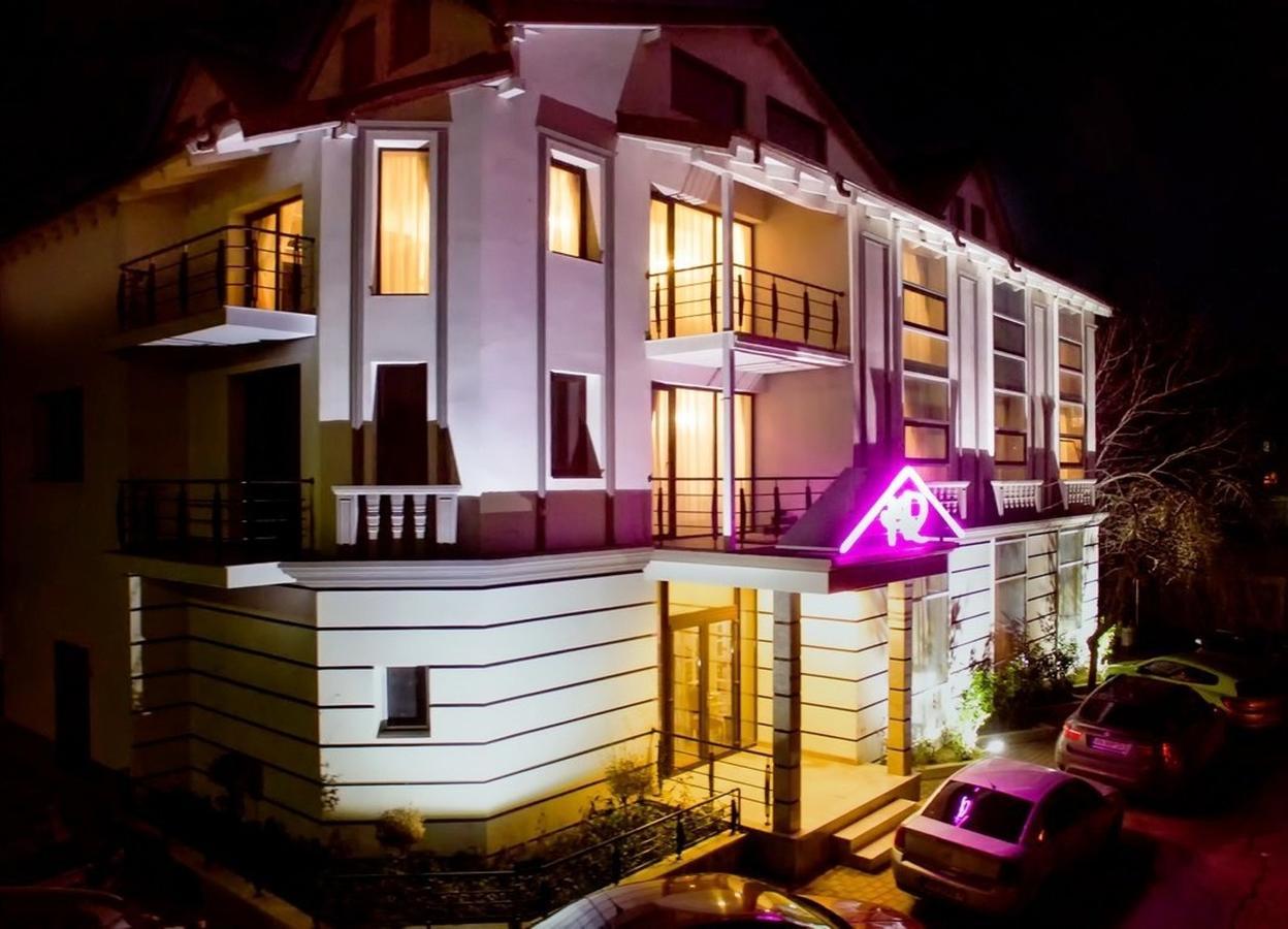 Romantic Boutique Focşani المظهر الخارجي الصورة